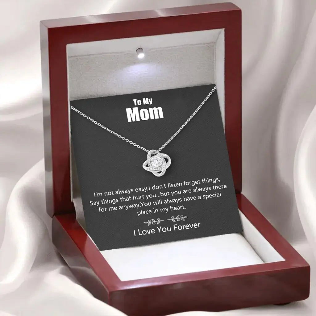 MoM Necklace